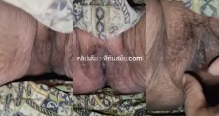 ขอดูหียายอายุ80หมอยหงอกหีเหี่ยวเปิดดูคาผ้าถุงใครไม่เคยเห็นหีคนแก่มาดูได้เลย
